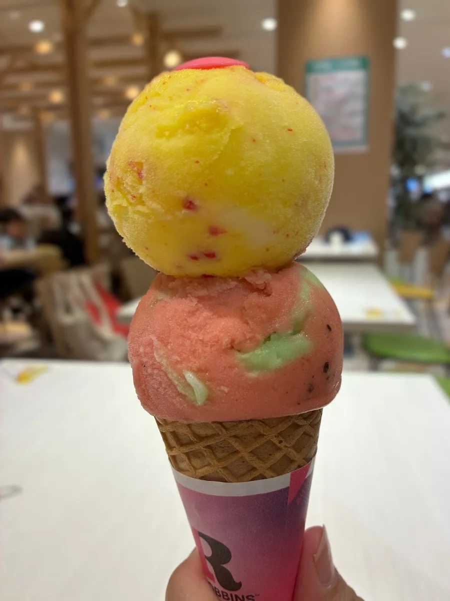 Baskin-Robbins · 8